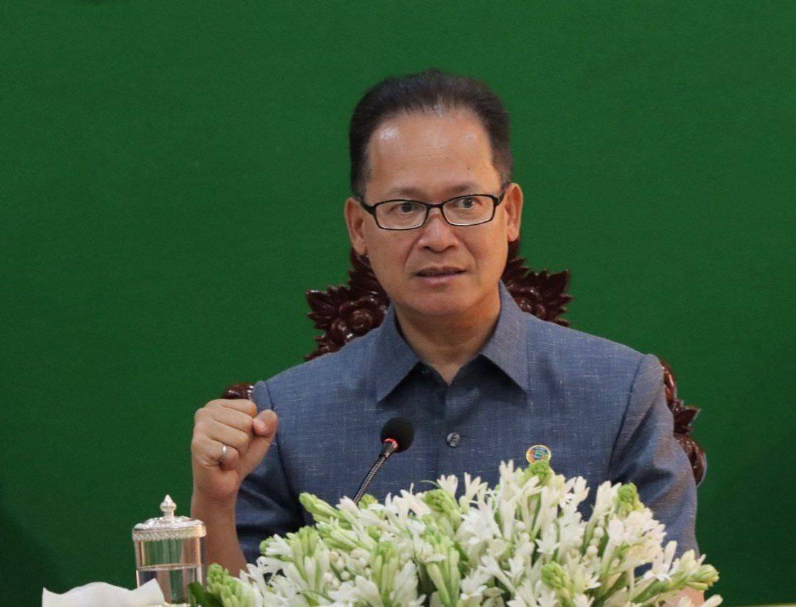 រដ្ឋមន្រ្តីក្រសួងបរិស្ថាន កោត​សរសើរ​ថ្នាក់ដឹកនាំ ​និងមន្រ្តីមន្ទីរបរិស្ថាន រាជធា​នី ខេត្ត ដែលប្រកាន់ខ្ជាប់នូវភាពស្អាត ភាពបៃតង និងចីរភាព