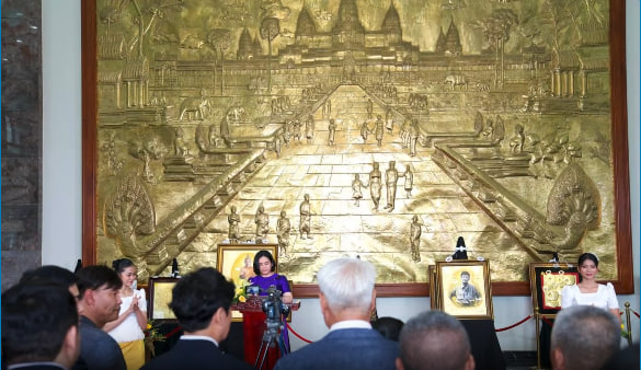 ប្រជាជនកម្ពុជាចាប់ផ្តើមមានការចាប់អារម្មណ៍លើគំនូរសិល្បៈកាន់តែច្រើនឡើងដោយសារតែភាពរីកចម្រើននៃកត្តាជីវភាព