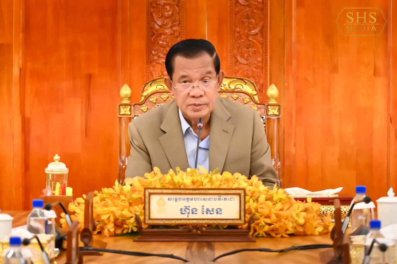 សម្ដេចតេជោ ហ៊ុន សែន អញ្ជើញដឹកនាំកិច្ចប្រជុំគណៈកម្មាធិការអចិន្ត្រៃយ៍ព្រឹទ្ធសភា