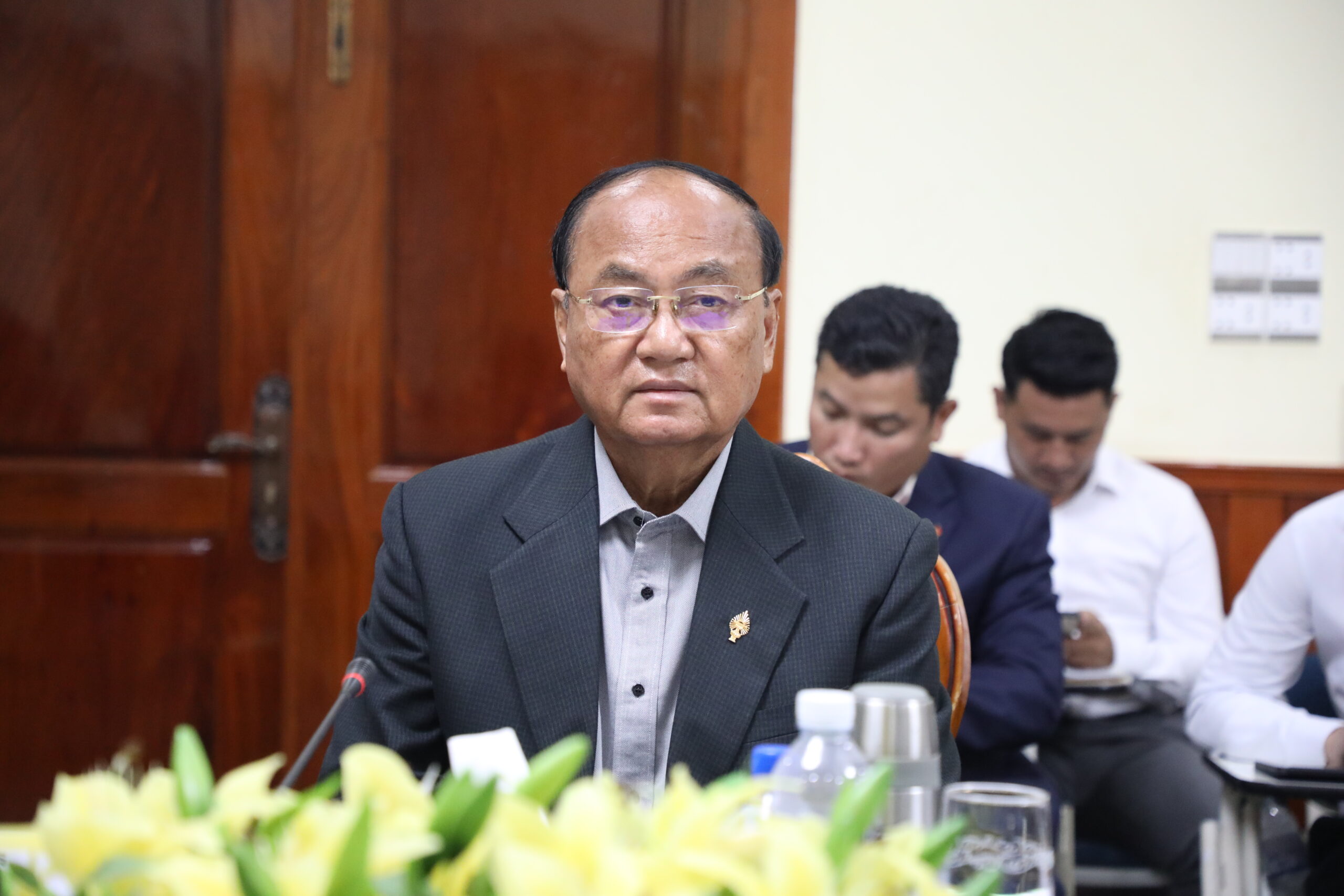 គណៈប្រតិភូគណៈកម្មការទី៣ នៃរដ្ឋសភា ចុះស្វែងយល់ពីវឌ្ឍនភាពការងារ និងបញ្ហាប្រឈមលើវិស័យទទួលបន្ទុករបស់គណៈកម្មការ នៅខេត្តក្រចេះ
