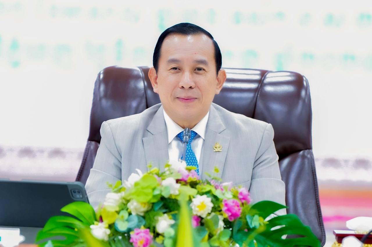 ក្រោមម្លប់សុខសន្តិភាព មន្ត្រីរាជការអធិការកិច្ច បានប្ដេជ្ញាចិត្តយ៉ាងមុតមាំ​តាម​ទិស​ស្លោក «អធិការកិច្ចដើម្បីទាំងអស់គ្នា ទាំងអស់គ្នាឆ្ពោះទៅកាន់អភិបាល​កិច្ច​ល្អ!»