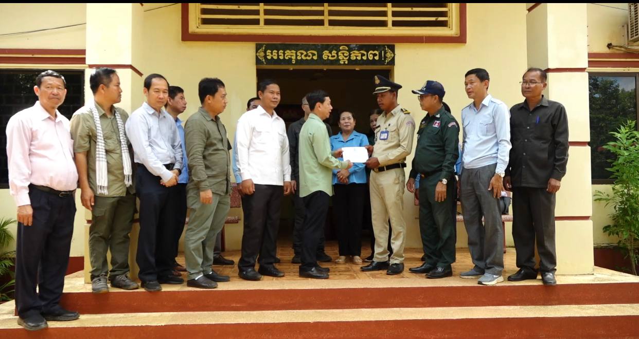 ឯកឧត្តមបណ្ឌិត អ៊ាង សុផល្លែត លើកទឹកចិត្តអាជ្ញាធរលុបបំបាត់គ្រឿងញៀនត្រូវផ្តើមចេញពីមូលដ្ឋាន…