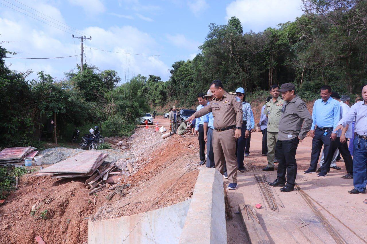 ផ្លូវលេខ១៣៣៣ សរសៃរឈាមខេត្តកែប កំពុងទទួលបាននូវការជួសជុល