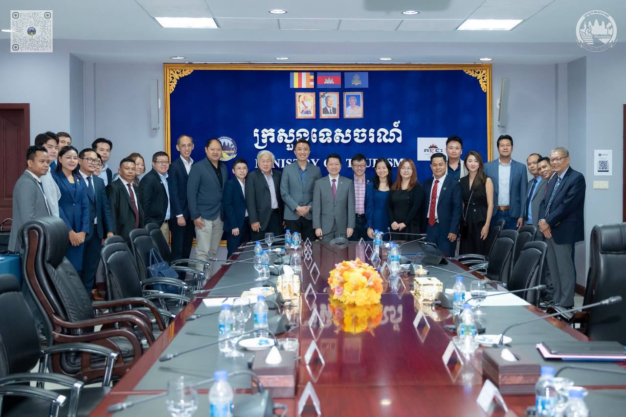 កម្ពុជា-សឹង្ហបូរី ស្វែងរកនូវឱកាសក្នុងការវិនិយោគ និងជំរុញវិស័យទេសចរណ៍