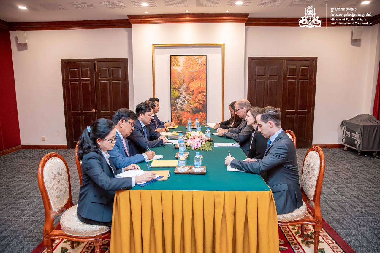 មន្ត្រីទូតកម្ពុជា និងអូស្ត្រាលី ជួបពិភាក្សាការងារ ពីមធ្យោបាយនានា ដើម្បីជំរុញកិច្ចសហប្រតិបត្តិការ ក្នុងវិស័យសំខាន់ៗបន្ថែមទៀត