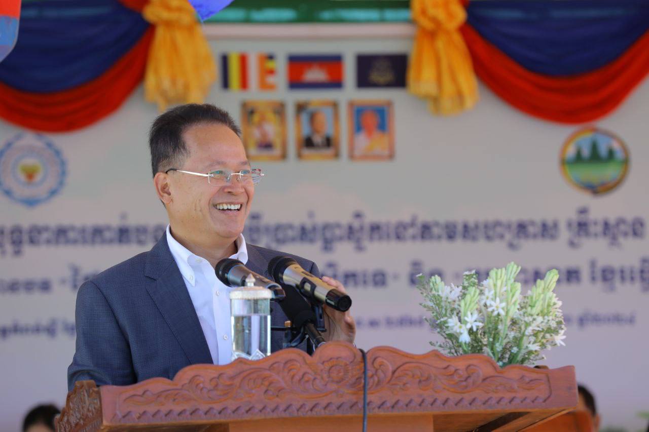 កម្មករកម្មការិនីគាំទ្រកិច្ចសហប្រតិបត្តិការត្រីកោណអភិវឌ្ឍន៍ CLV-DTA របស់រាជរដ្ឋាភិបាលកម្ពុជា