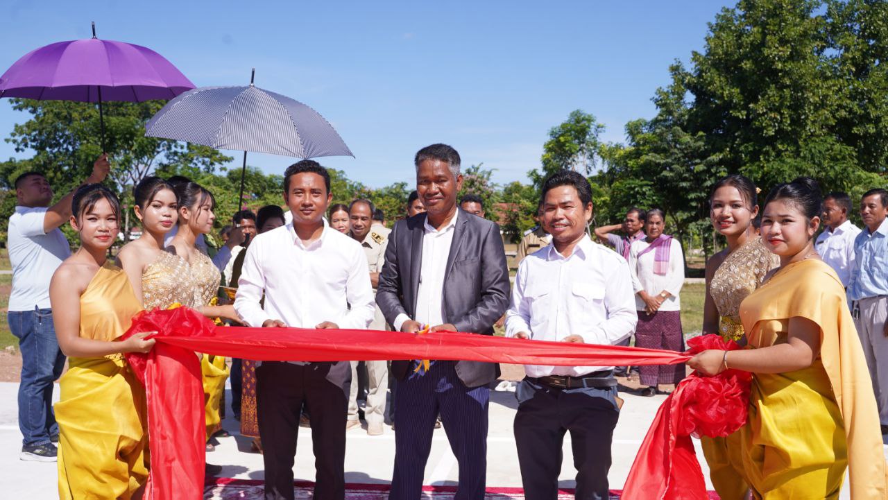 វិទ្យាល័យចំណេះទូទៅ និងបច្ចេកទេសបន្ទាយឆ្មារ បំផុសសិស្សនិងយុវជនឱ្យលេងកីឡាក្រៅម៉ោងសិក្សា