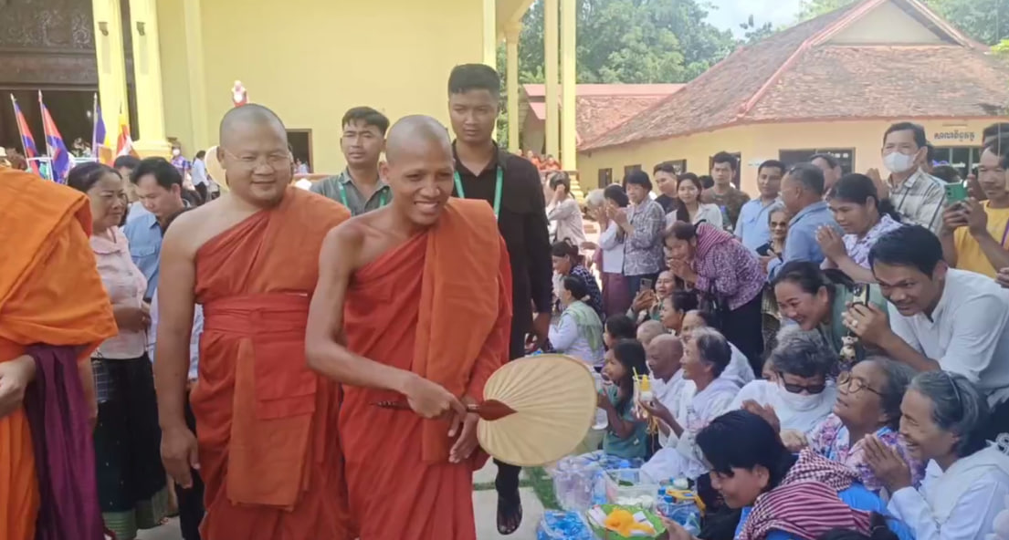 ព្រះធម្មវនវាសីបណ្ឌិត ចន្ទ មុនី និមន្តជួបប្រជាពុទ្ធបរិស័ទ​តាមខ្សែបន្ទាត់ព្រំដែនបួនខេត្ត