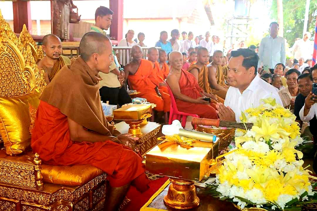 ព្រះធម្មវនវាសី ចន្ទ មុនី បាននិមន្តទស្សនៈកិច្ចតាមបន្ទាត់ព្រំដែនក្នុងភូមិសាស្រ្តខេត្តឧត្ដរមានជ័យ