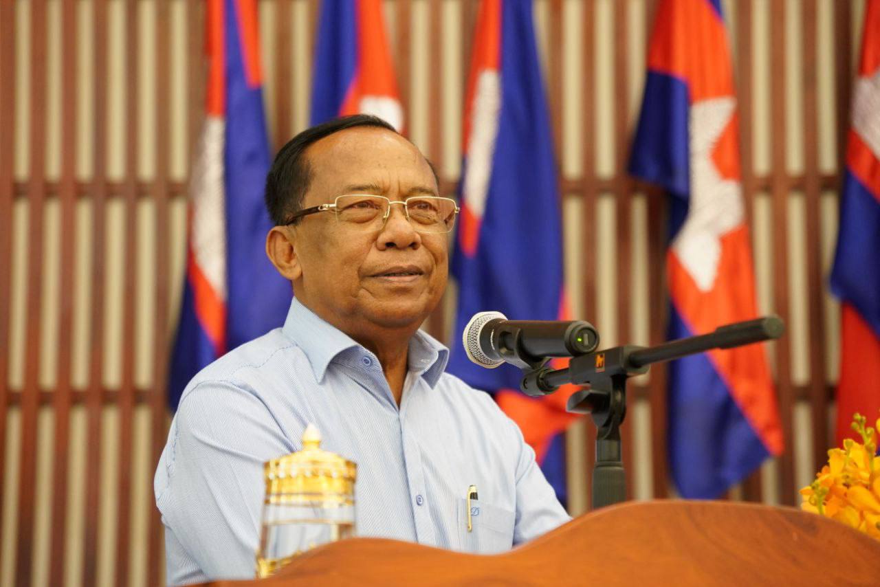 ឯកឧត្តម វង សូត ជំរុញមន្រ្តីមូលដ្ឋានត្រូវប្រាស្រ័យទាក់ទងដោយផ្ទាល់ជាមួយពលរដ្ឋ ដើម្បីដឹងពីសុខទុក្ខ និងតម្រូវការរបស់ពួកគាត់ និងដោះស្រាយឱ្យទាន់ពេលវេលា
