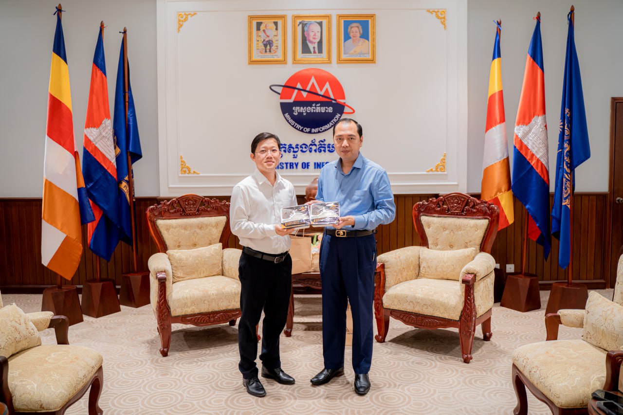 ក្រុមហ៊ុន ចុងភៅ សេងហុកហេង ចូលរួមផ្តល់អាហារពេលព្រឹកដោយ​ឥតគិតថ្លៃសម្រាប់ទស្សនកិច្ចខេត្តភាគឦសាន