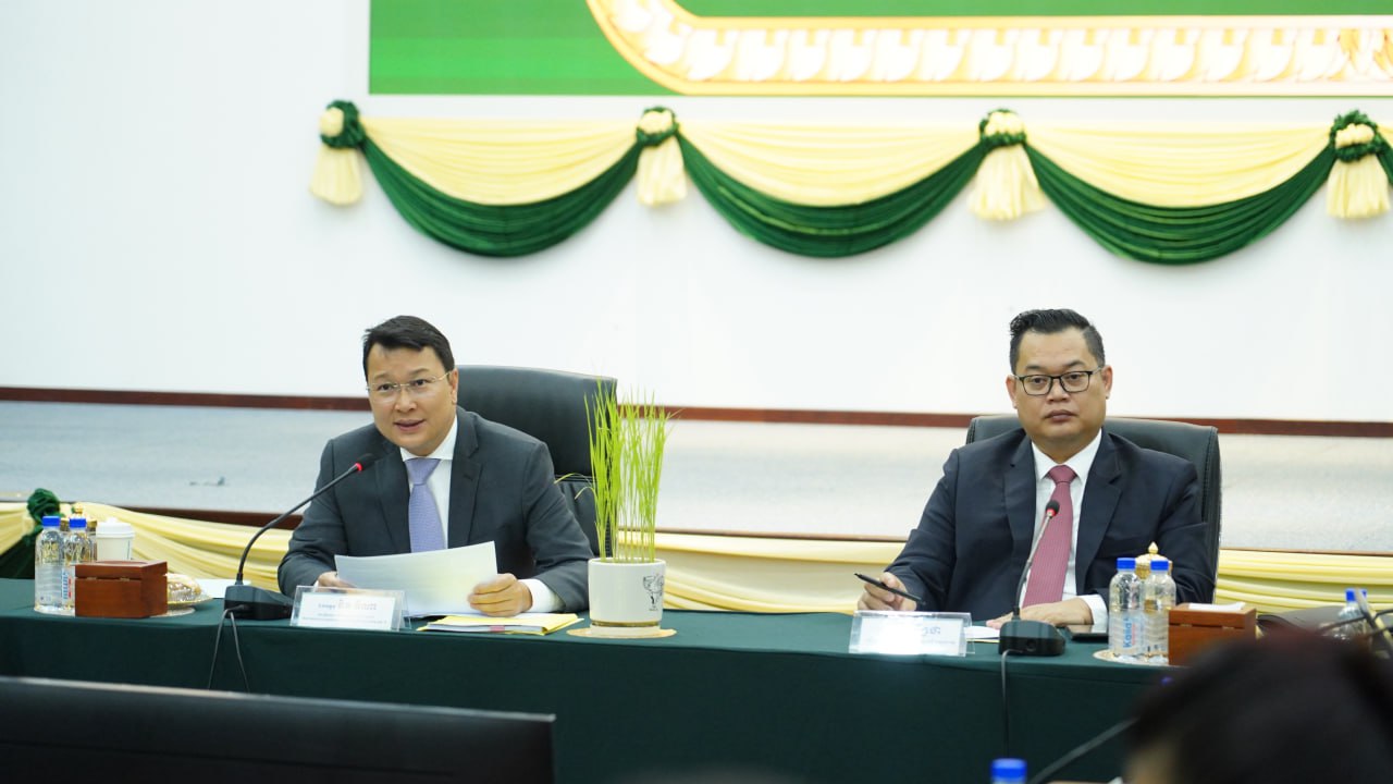 ឯកឧត្តម ឌិត ទីណា ៖ ការងារអន្តរស្ថាប័ន ទាំងរដ្ឋ និងវិស័យឯកជន ទាមទារឲ្យមានការសហការគ្នាល្អ កសាងទំនុកចិត្តជាមួយគ្នា