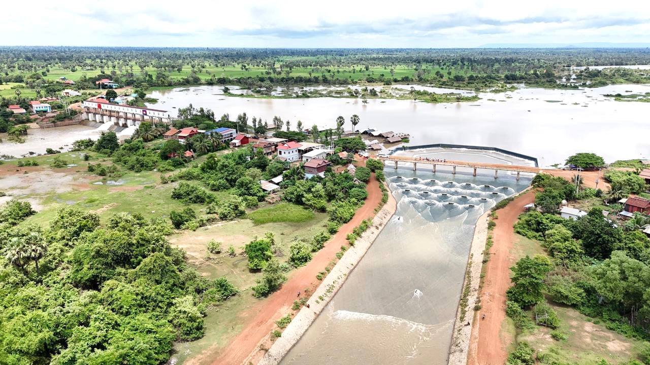 ប្រព័ន្ធធារាសាស្រ្តម្កាក់ មានលទ្ធភាពស្រោចស្រពលើផ្ទៃដីស្រូវរដូវវស្សាចំនួន ២៥ ០០០ហិកតា