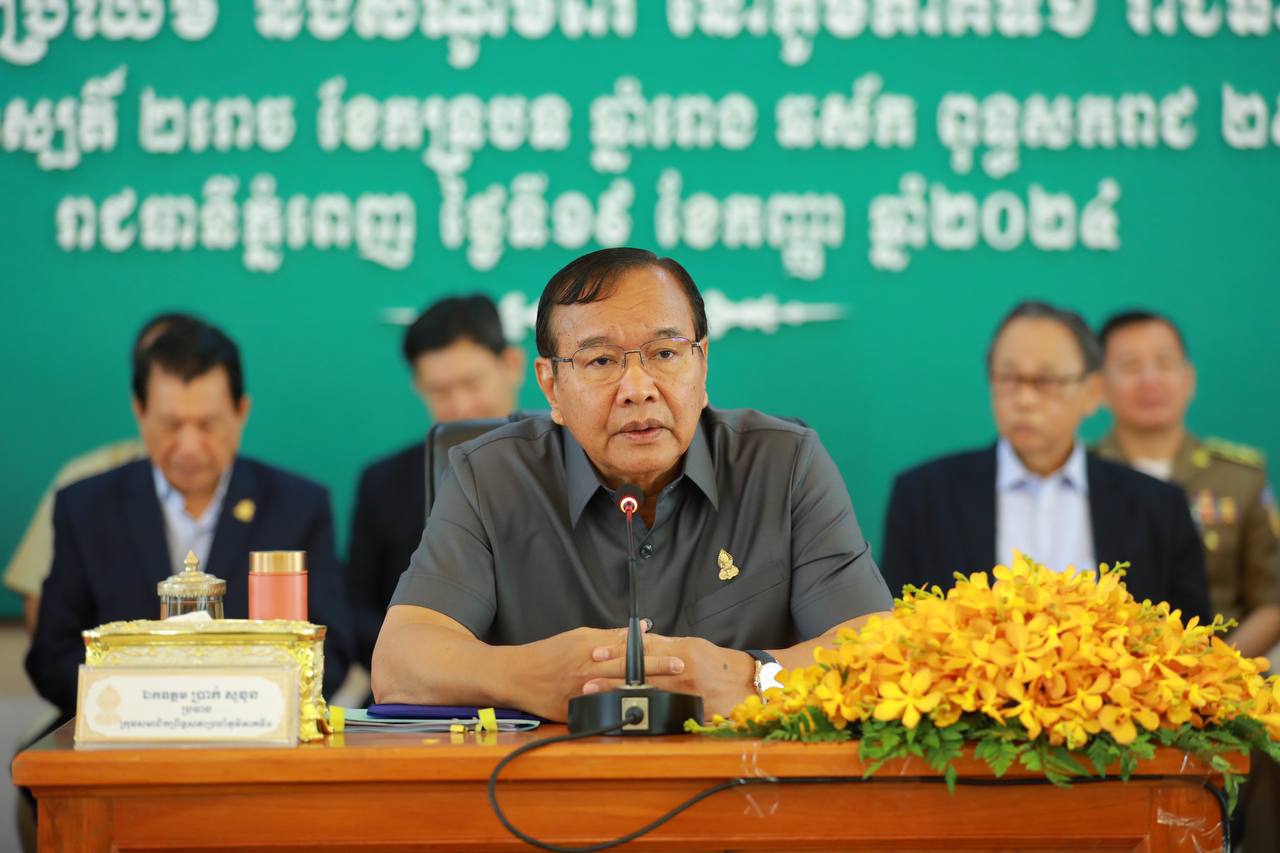 ឯកឧត្តម ប្រាក់ សុខុន កោតសរសើររដ្ឋបាលរាជធានីភ្នំពេញ ចំពោះការកែទម្រង់នានា សំដៅធ្វើយ៉ាងណាអោយរាជធានីភ្នំពេញមានការអភិវឌ្ឍរីកចម្រើន