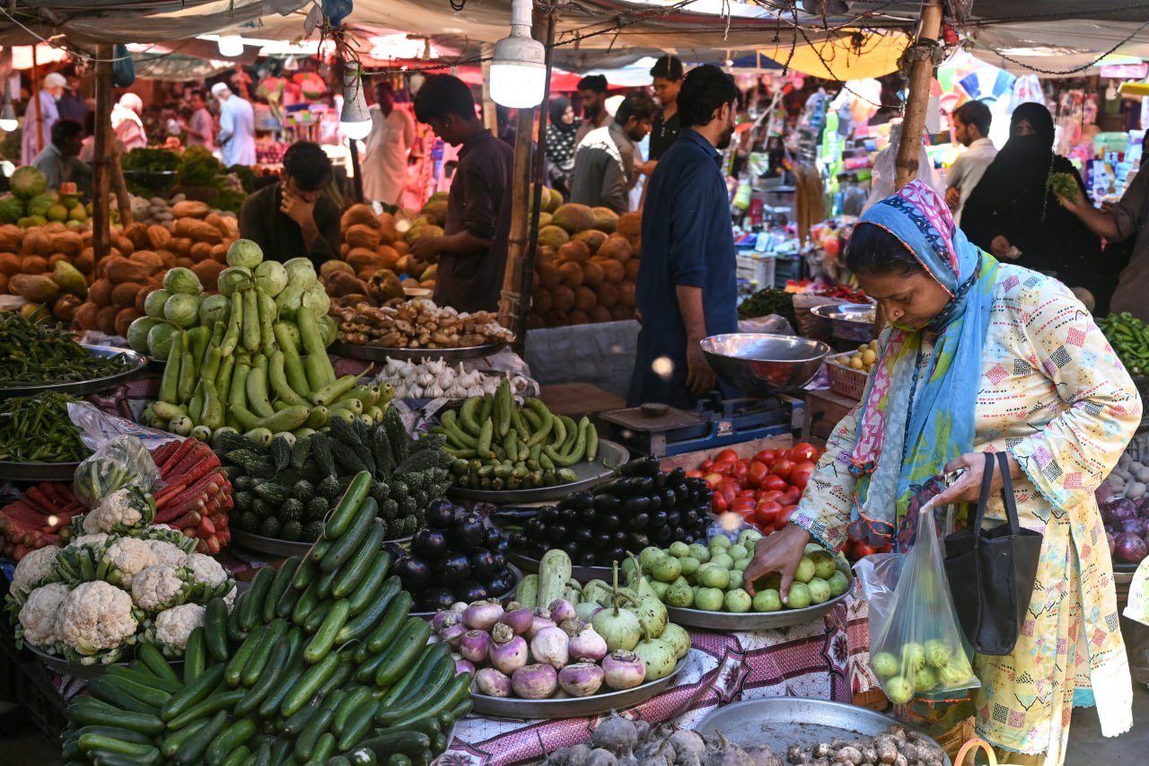IMF អនុម័តថវិកាទំហំ ៧ពាន់លានដុល្លារ ពង្រឹងសេដ្ឋកិច្ចប៉ាគីស្ថាន