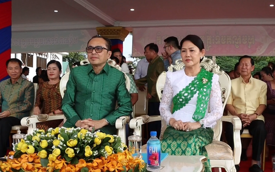 ស្នងការដ្ឋាននគរបាលខេត្តកំពង់ធំ ចូលរួមការពារសន្តិសុខ និងសុវត្ថិភាព ក្នុងពិធីប្រណាំងទូក