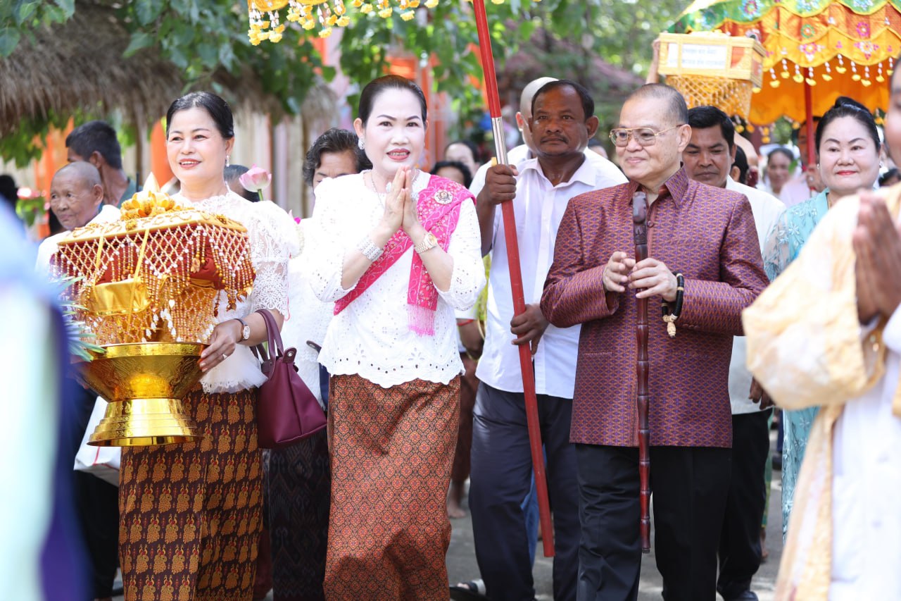 វត្តចំបក់ ខេត្តកំពង់ស្ពឺ បានទទួលអង្គកឋិនទាន ដើម្បី​កសាងទីអារាម