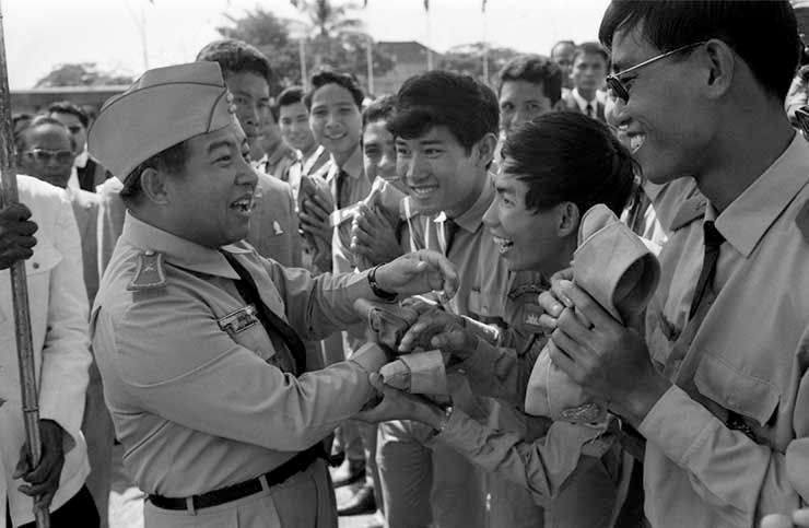 ព្រះនាមធំៗទាំង៥ របស់ ព្រះបាទសម្តេចព្រះនរោត្តម សីហនុ ព្រះបរមរតនកោដ្ឋ នៅសម័យសង្គមរាស្ត្រនិយម (១៩៥៥ ដល់ ១៩៧០) មានដូចជា៖
