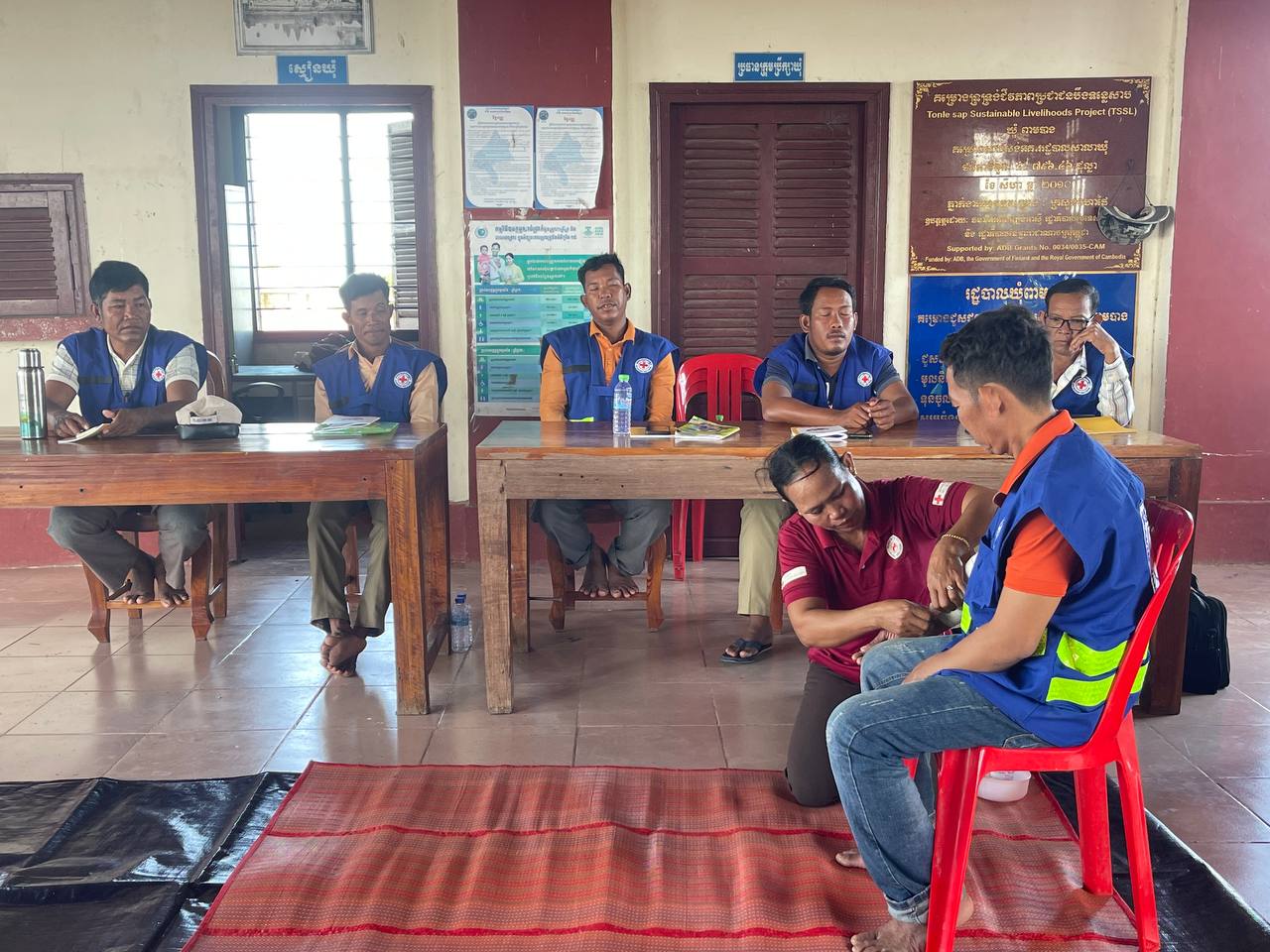 សាខាកាកបាទក្រហមកម្ពុជាខេត្តកំពង់ធំ បើកវគ្គបណ្តុះបណ្តាល​វិជ្ជាសង្រ្គោះបឋម ជូនដល់អ្នកស្ម័គ្រចិត្តថ្មី