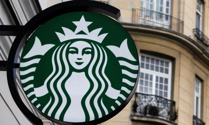 បុគ្គលិក Starbucks នៅតែបានប្រាក់ Bonus ៦០% ទោះការលក់ធ្លាក់ចុះខ្លាំង