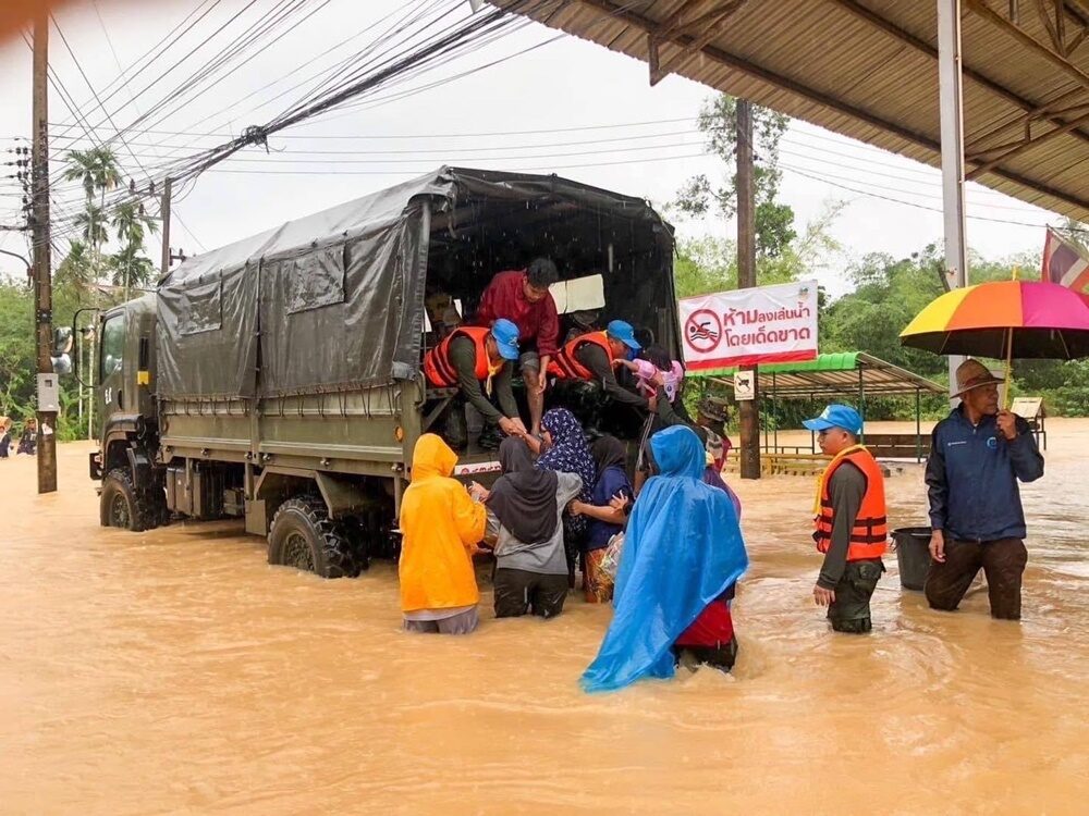 ថៃ១៣ម៉ឺនគ្រួសារ ក្នុង ៧ ខេត្ត រងគ្រោះ​ពីទឹកជំនន់ខ្លាំង
