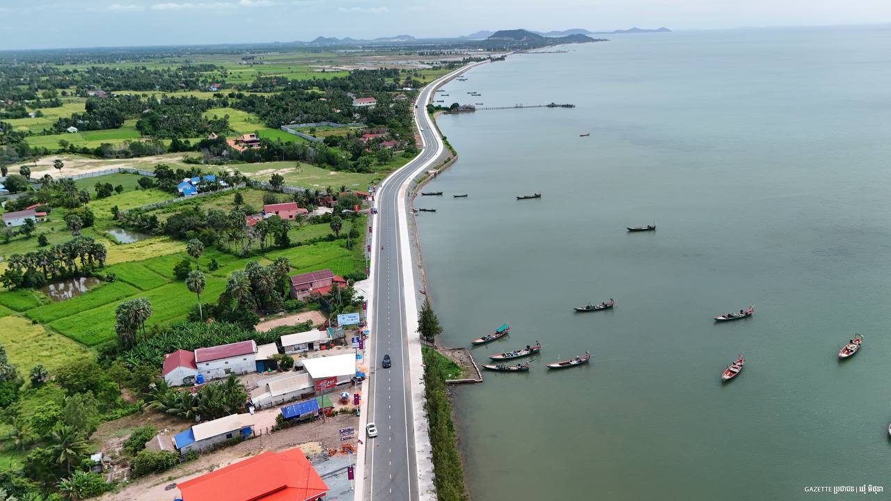 វិថីតេជោសន្តិភាពឆ្នេរអង្កោលស្រុកដំណាក់ចង្អើរ ខេត្តកែប