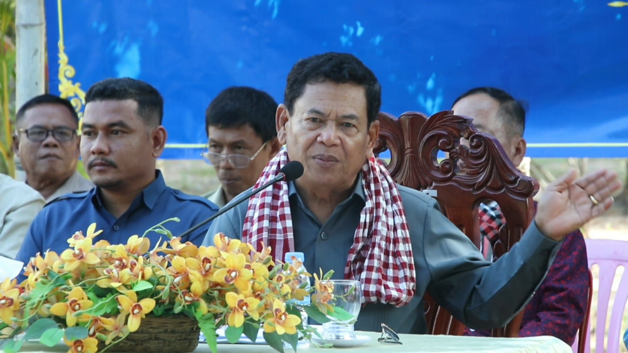វេទិកាសាធារណៈដោះស្រាយកង្វល់ និងបញ្ហាប្រឈមនានាជូន​ប្រជាពលរដ្ឋនៅឃុំដងកាំបិត