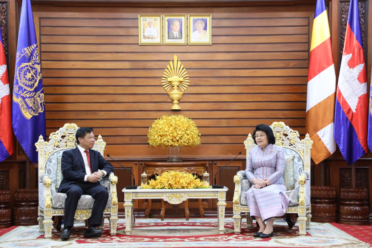 សម្តេចរដ្ឋសភាធិបតី ឃួន សុដារី វាយតម្លៃខ្ពស់ពីជោគជ័យ បេសកកម្មការទូតរបស់ ឯកឧត្តម ង្វៀន ហ៊ុយតាំង នៅកម្ពុជា