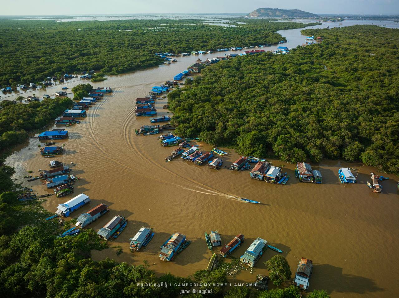 ភូមិបណ្តែតទឹកចុងឃ្នាស ខេត្តសៀមរាប