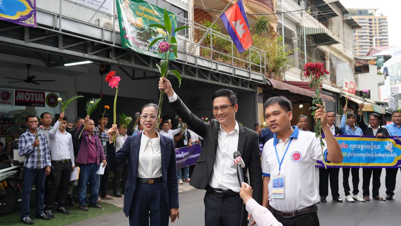 មេដឹកនាំក្រុមយុវជនសង្គមស៊ីវិល៖ សម្តេចតេជោ ហ៊ុន សែន ជាវីរបុរសសង្គ្រោះជាតិ និងជាបិតាសន្តិភាពកម្ពុជា