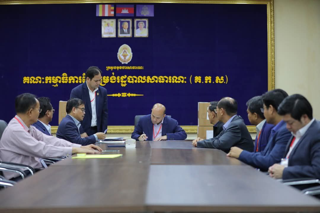 បេក្ខជនចំនួន ៨០៨នាក់ជាប់បន្តប្រឡងដំណាក់កាលទី២ ក្នុងក្របខណ្ឌមន្ត្រីអគ្គនាយកដ្ឋានពន្ធដារ នៃក្រសួងសេដ្ឋកិច្ច និងហិរញ្ញវត្ថុ