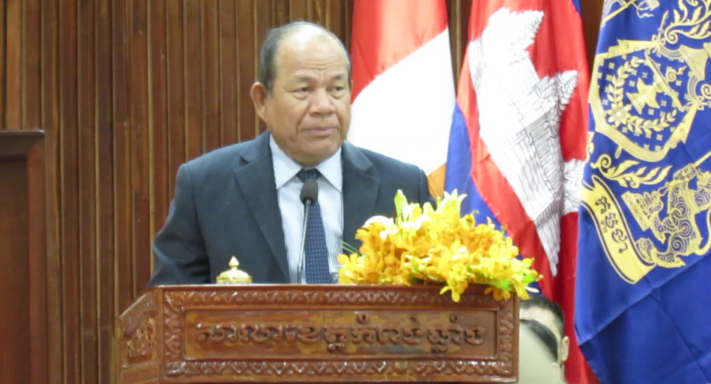 ទេសរដ្ឋមន្ត្រី អ៊ុក រ៉ាប៊ុន ជំរុញដល់អាជ្ញាធរខេត្តយកចិត្តទុកដាក់លុបបំបាត់សកម្មភាពមិនល្អក្នុងសង្គម