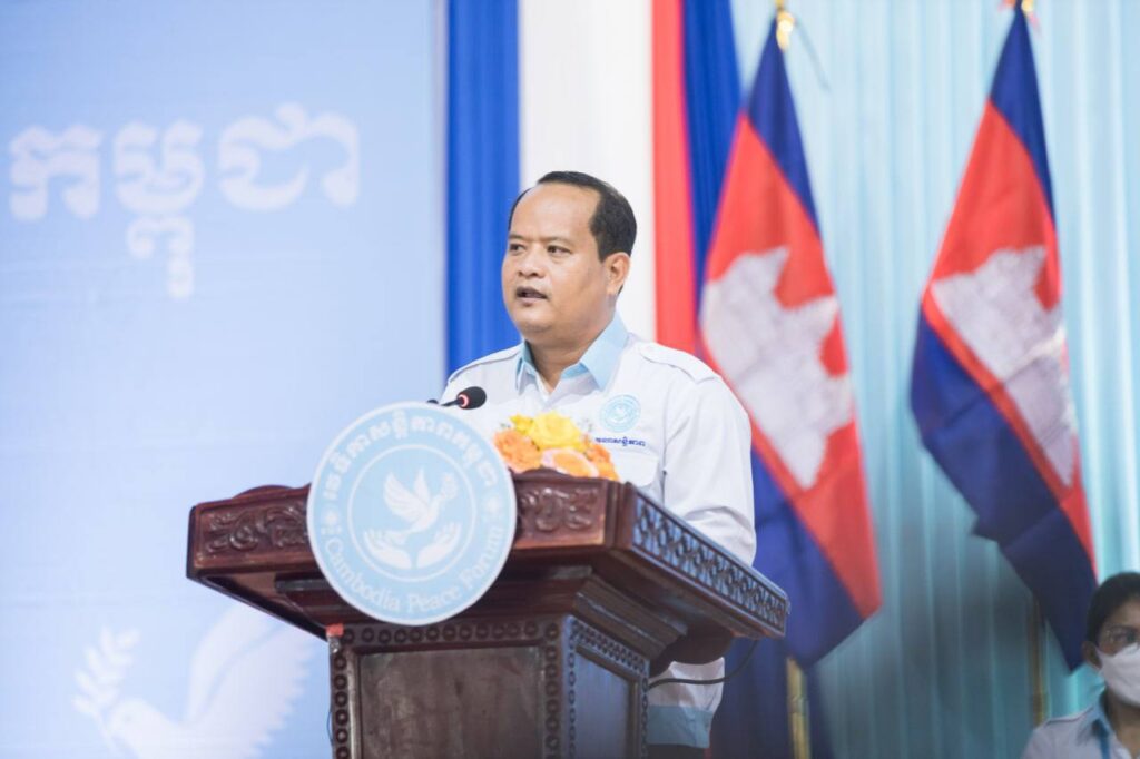 បណ្ឌិត សួន សេរីរដ្ឋា៖ អ្នកវិភាគមួយចំនួនមិនហ៊ាននិយាយអំពីភាព​ដឹកនាំដ៏ត្រឹមត្រូវរបស់រាជរដ្ឋាភិបាល និងបានប្រឌិតរឿងខុសពីការពិតធ្វើឱ្យប្រជា​ពលរដ្ឋមានការយល់ច្រឡំ
