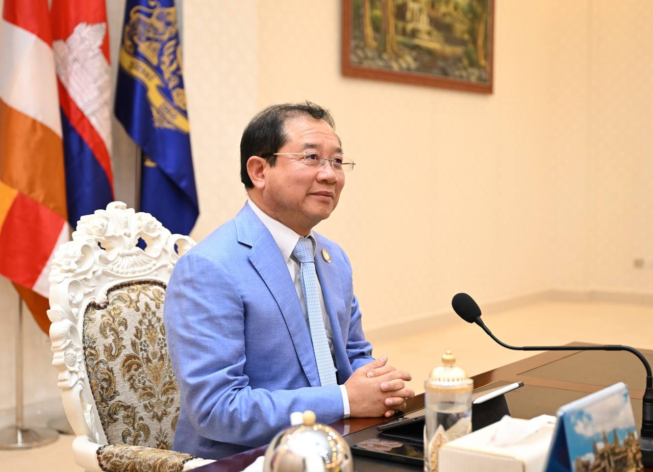 ឯកឧត្តមសាស្រ្តាចារ្យ ឈាង រ៉ា ជំរុញឱ្យនាយកដ្ឋានប្រយុទ្ធនឹងជំងឺឆ្លង បន្តការតាមដាន ព្រឹត្តិការណ៍សុខភាពសាធារណៈ