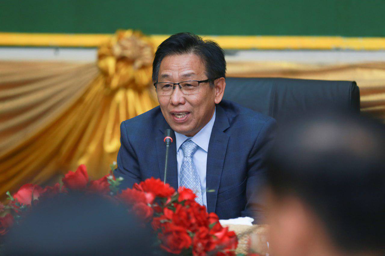 ឯកឧត្តម គី តិច៖ «ការវិនិច្ឆ័យដោយ​អគតិ​របស់​អមនុស្ស​ដែលមាន​ខួរ​ពណ៌​ខ្មៅ»