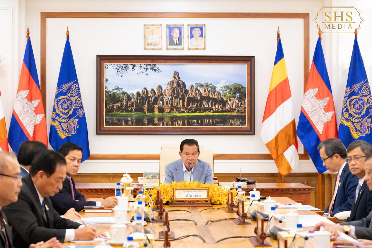 សម្ដេចតេជោ ហ៊ុន សែន អញ្ជើញដឹកនាំកិច្ចប្រជុំគណៈកម្មាធិការអចិន្ត្រៃយ៍ព្រឹទ្ធសភា នីតិកាលទី៥