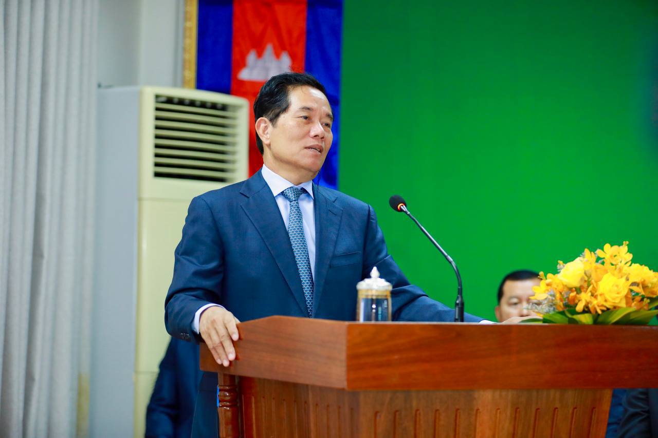 ឯកឧត្តម ឃួង ស្រេង ៖ គ្រឹះស្ថានសិក្សា ជាឆ្អឹងខ្នងដ៏រឹងមាំរបស់ប្រទេសជាតិ ដែលជាកន្លែងបណ្តុះបណ្តាលធនធានមនុស្ស ដើម្បីកសាងប្រទេស