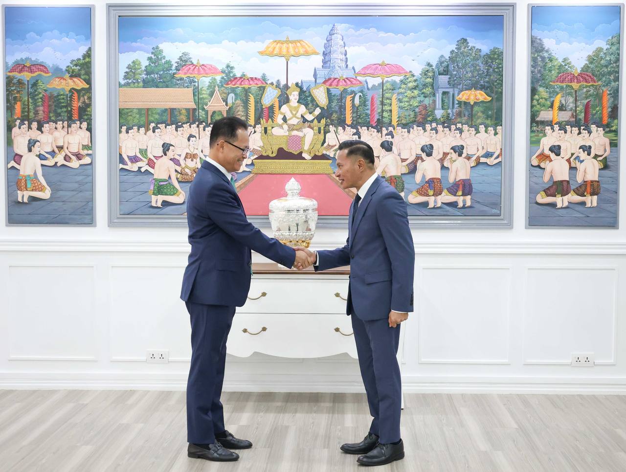កម្ពុជា និង ម៉ាឡេស៊ី ប្តេជ្ញាចិត្តរួមគ្នាប្រឆាំងនឹងការបំពុលបរិយាកាសដោយសំណល់ប្លាស្ទិកក្នុងក្របខណ្ឌអាស៊ាន