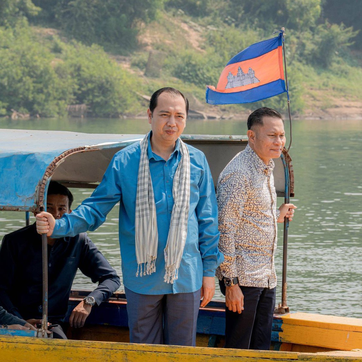 ប្រធានក្រុមការងាររាជរដ្ឋាភិបាល ចុះមូលដ្ឋានខេត្តក្រចេះ អំពាវនាវឱ្យពលរដ្ឋចូលរួមអភិរក្សសត្វផ្សោត និងគាំទ្រទេសចរណ៍ធម្មជាតិ​នៅមូលដ្ឋាន