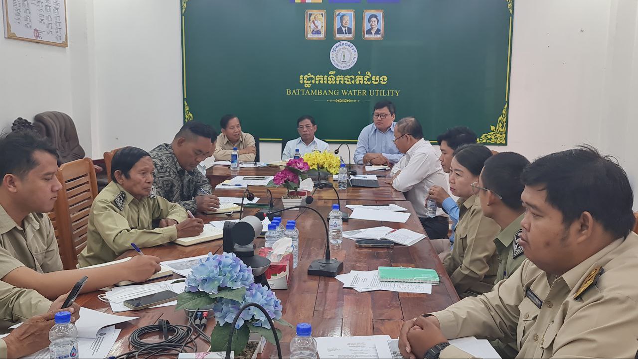 អាជ្ញាធរក្រុង និងចៅសង្កាត់ទាំង១០ ខេត្តបាត់ដំបង ចូលរួមពិភាក្សាការ​ផលិតកញ្ចប់ព័ត៌មានជាមួយមន្ត្រីគម្រោង