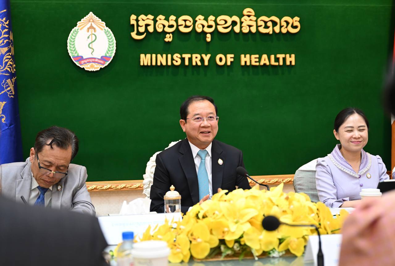 គណៈកម្មការទី៨ នៃរដ្ឋសភា ជួបពិភាក្សាការងារជាមួយ ថ្នាក់ដឹកនាំក្រសួងសុខាភិបាល ដើម្បីឈ្វេងយល់អំពីវឌ្ឍនភាព បញ្ហាប្រឈម សំណូមពរ និងចក្ខុវិស័យ