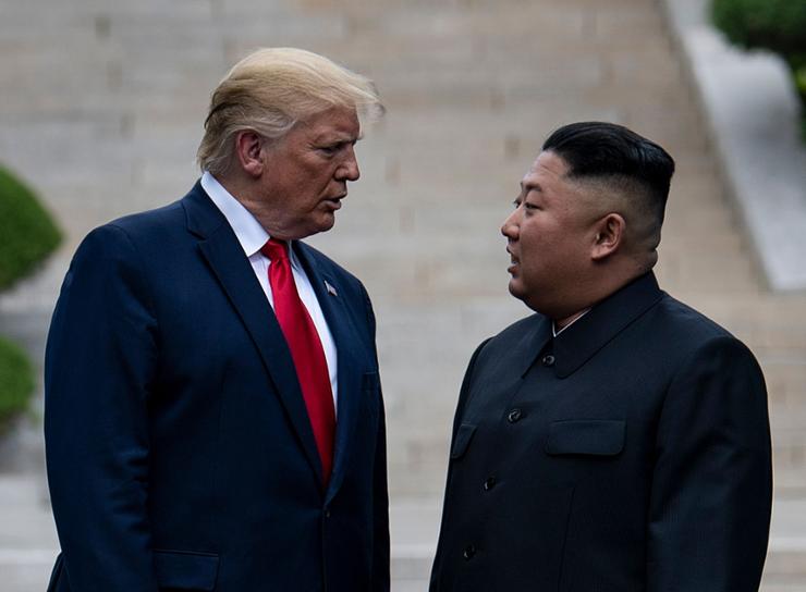 គីម ជុងអ៊ុន ចាត់ទុក លោក Trump ថាកំពុងក្អេងក្អាងរឿងវាតទីទឹកដីគេ
