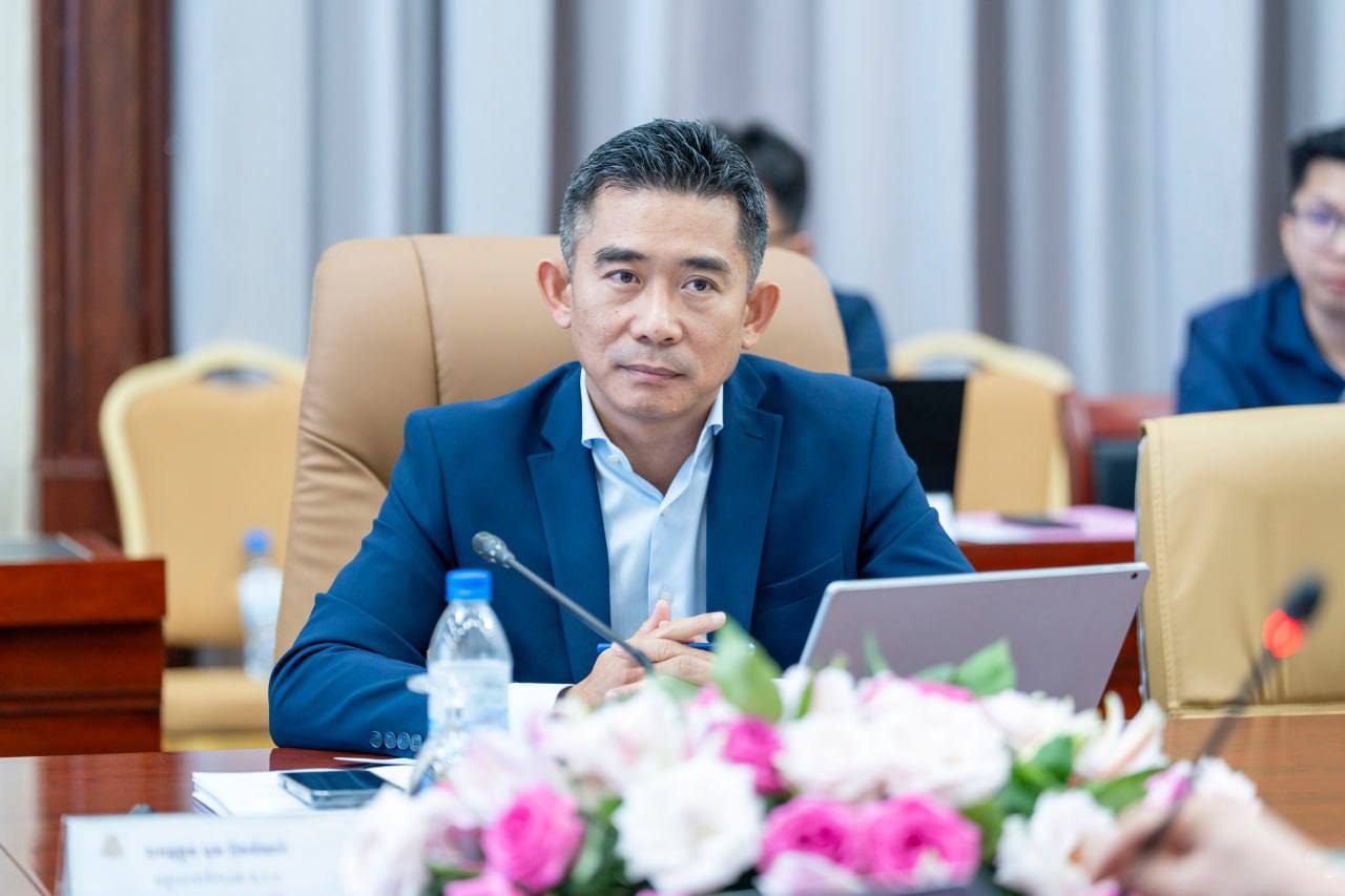កិច្ចប្រជុំក្រុមការងារពន្លឿនការអភិវឌ្ឍវិស័យយានយន្តនិងអេទ្បិចត្រូនិក