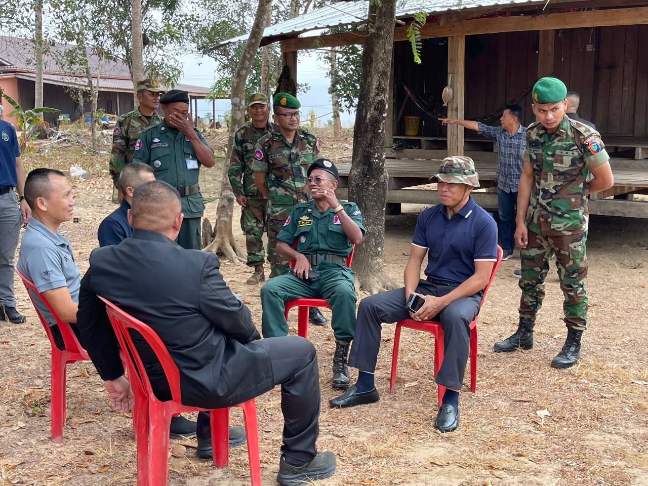 មេទ័ពប្រចាំខេត្តកម្ពុជា និង ថៃ ជួបគ្នាពង្រឹងកិច្ចសហប្រតិបត្តិការតាមព្រំដែន ការពារបង្ការមិនឱ្យមានភ្លើងឆេះព្រៃ