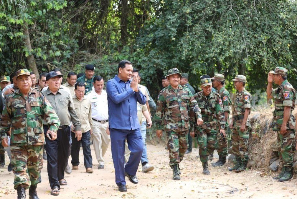 អភិបាលខេត្តឧត្តរមានជ័យ អញ្ជើញទៅកាន់ប្រាសាទតាមាន់ ជាមួយការកោតសរសើរកងទ័ព