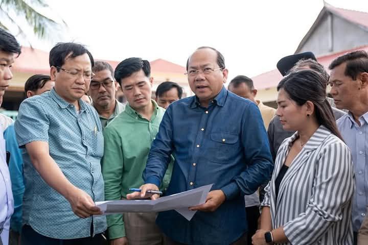 គណៈកម្មការអន្តរក្រសួងចុះពិនិត្យទីតាំងសម្រាប់គម្រោងព្រែកជីកហ្វូណនតេជោកំណាត់ទី២ក្នុងភូមិសាស្ត្រខេត្តកំពត