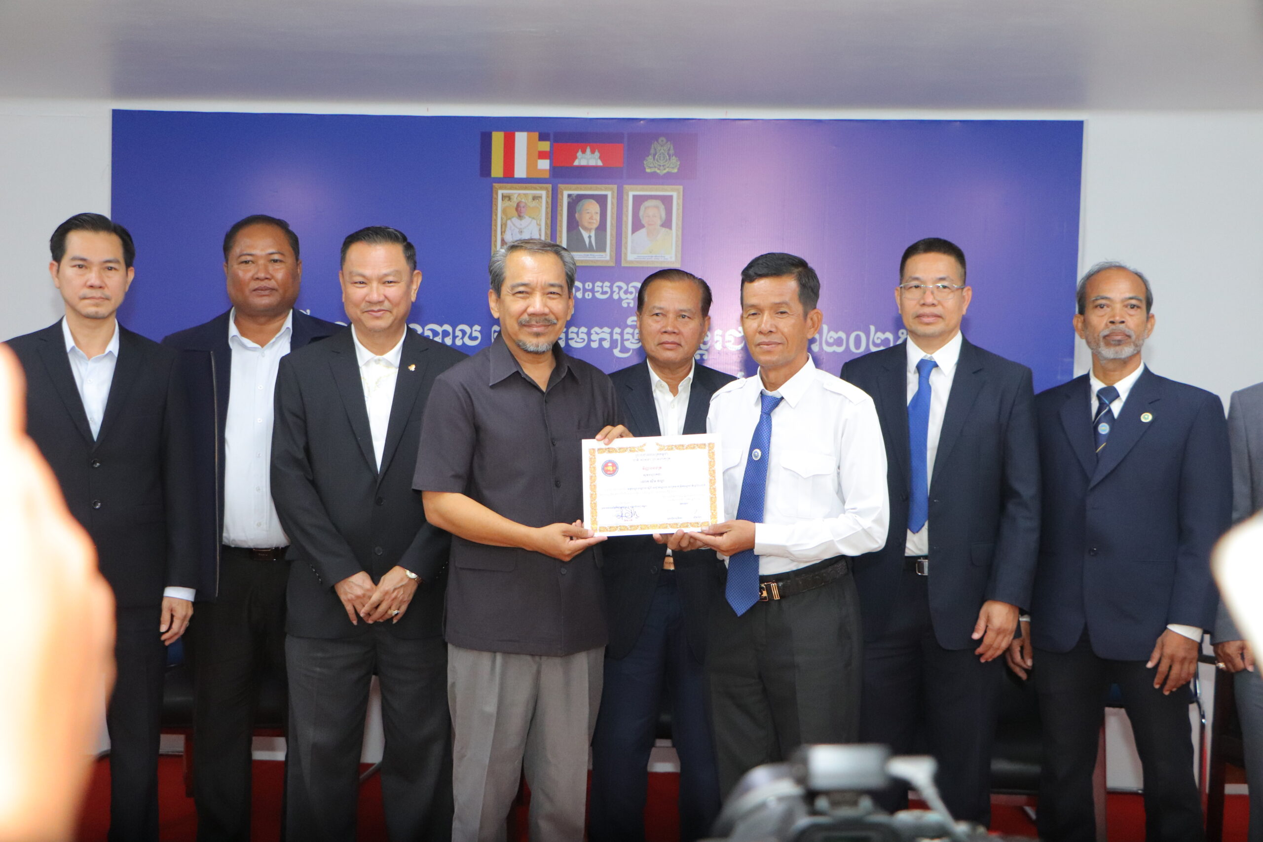 គុណតម្លៃនៃវគ្គអាជ្ញាកណ្តាល ចៅក្រមកម្រិតអន្តរជាតិនៅកម្ពុជា
