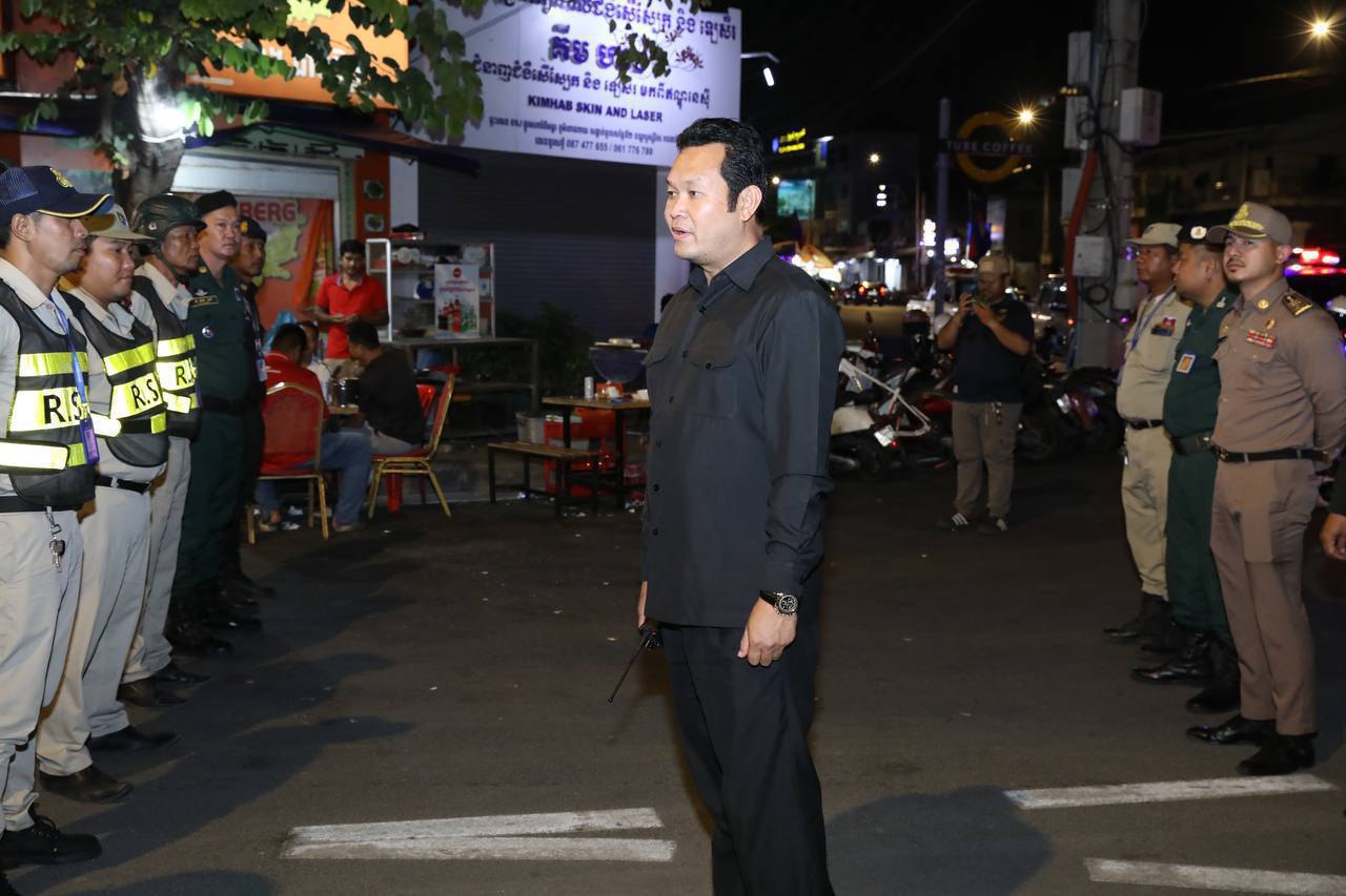 គណៈបញ្ជាការឯកភាពខណ្ឌឫស្សីកែវ ល្បាតក្នុងមូលដ្ឋាន ដើម្បីបង្ការ ទប់ស្កាត់ បង្ក្រាបរាល់បទល្មើសផ្សេងៗ