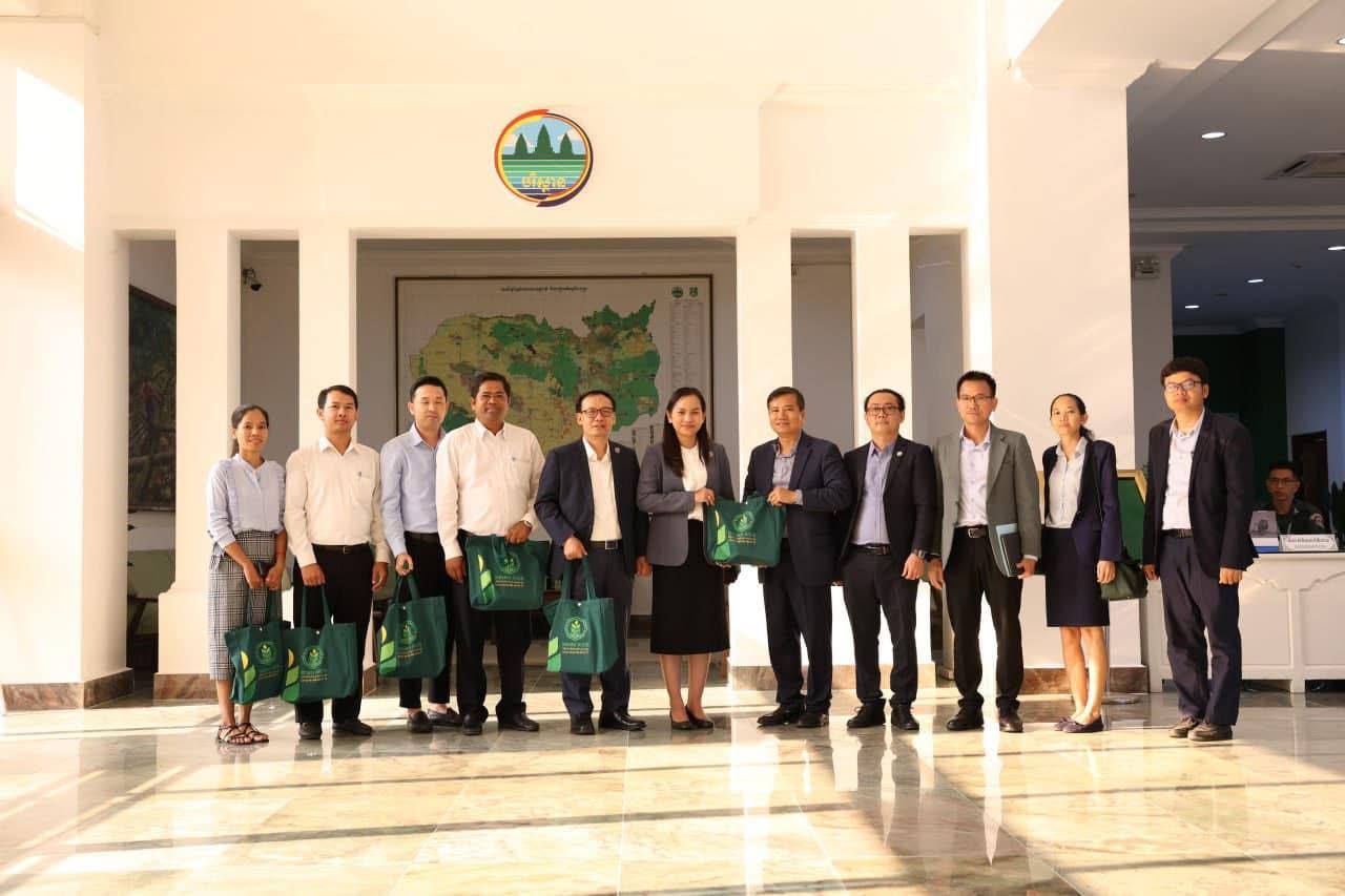 ក្រសួងបរិស្ថាន និងធនាគារ ARDB រួមគ្នាលើកស្ទួយជីវភាព​សហ​គមន៍​តំបន់ការពារធម្មជាតិ និងការលើកកម្ពស់ផ្សព្វផ្សាយ​ចំណេះដឹង និងយុទ្ធនាការអប់រំបរិស្ថាន