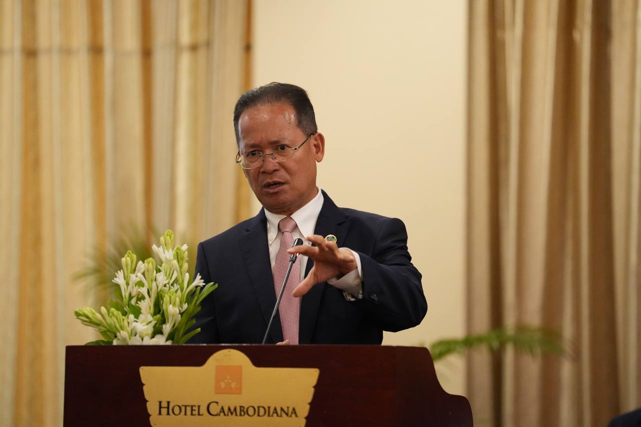ក្រសួងបរិស្ថានទប់ស្កាត់ការបំពុលបរិស្ថាន និងការថែរក្សាគុណភាពទឹក ដី ខ្យល់ ឱ្យមានភាពល្អប្រសើរសម្រាប់ការរស់នៅដោយចីរភាព